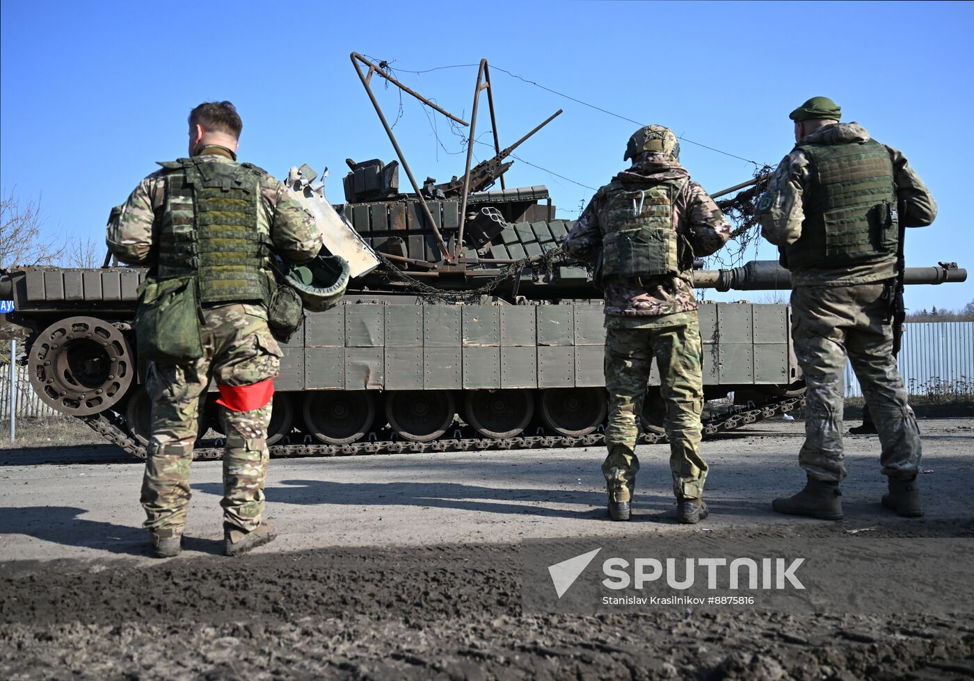 Russia Ukraine Kursk Attack Captured Tank