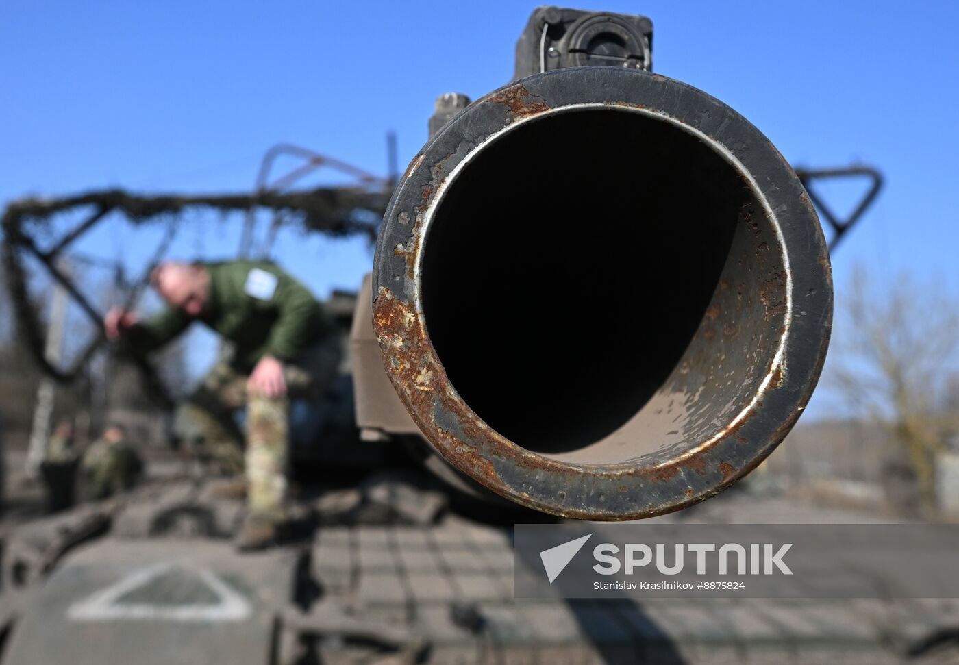 Russia Ukraine Kursk Attack Captured Tank