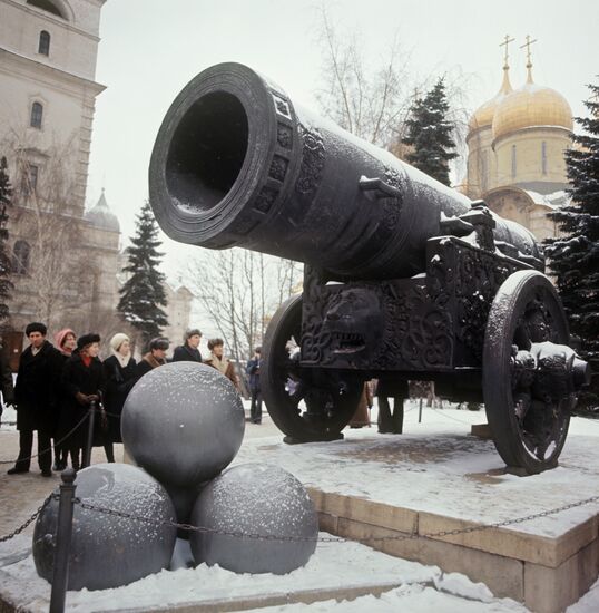 Tsar Cannon, monument to artillery and foundry