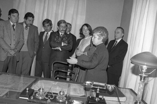 Dante Mario Antonio Caputo visits USSR