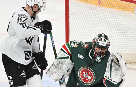 Russia Ice Hockey Kontinental League Ak Bars - Traktor