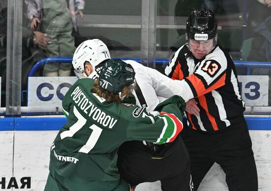 Russia Ice Hockey Kontinental League Ak Bars - Traktor