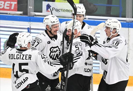 Russia Ice Hockey Kontinental League Ak Bars - Traktor