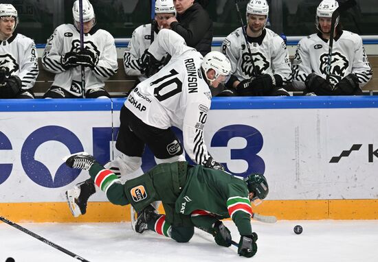 Russia Ice Hockey Kontinental League Ak Bars - Traktor