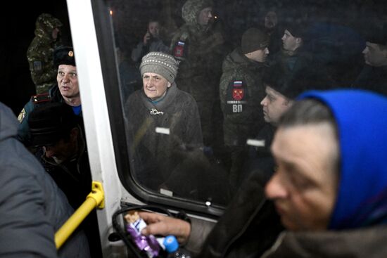 Russia Ukraine Kursk Attack Sudzha Evacuees