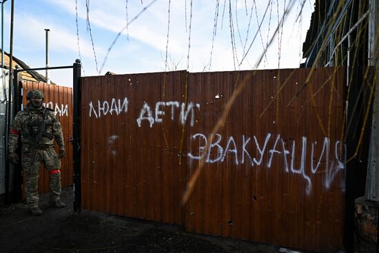 Russia Ukraine Kursk Attack Sudzha Evacuees