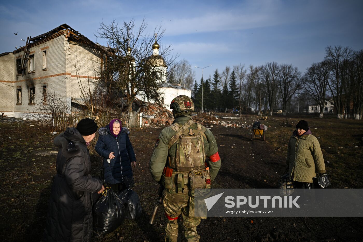 Russia Ukraine Kursk Attack Sudzha Evacuees