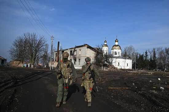 Russia Ukraine Kursk Attack Sudzha Evacuees