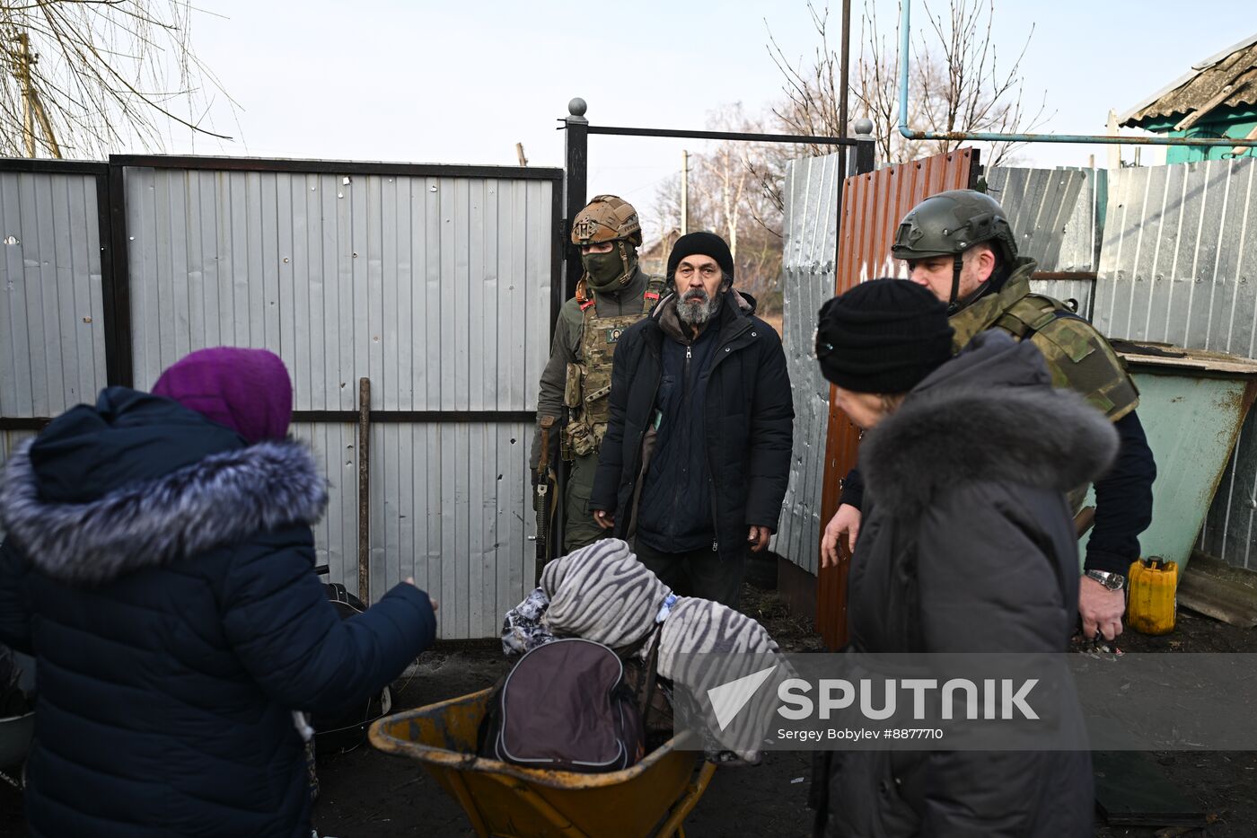 Russia Ukraine Kursk Attack Sudzha Evacuees