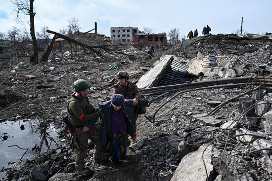 Russia Ukraine Kursk Attack Evacuees