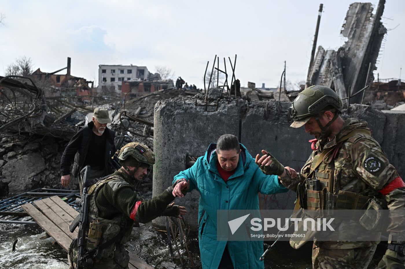 Russia Ukraine Kursk Attack Evacuees