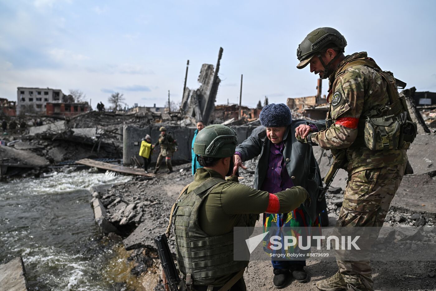 Russia Ukraine Kursk Attack Evacuees