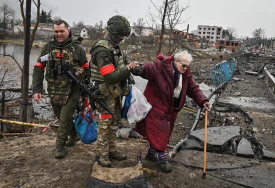 Russia Ukraine Kursk Attack Evacuees