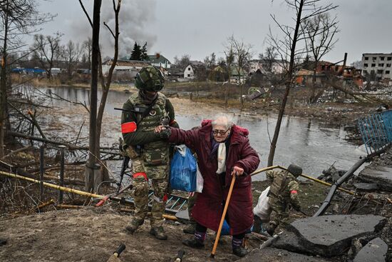 Russia Ukraine Kursk Attack Evacuees