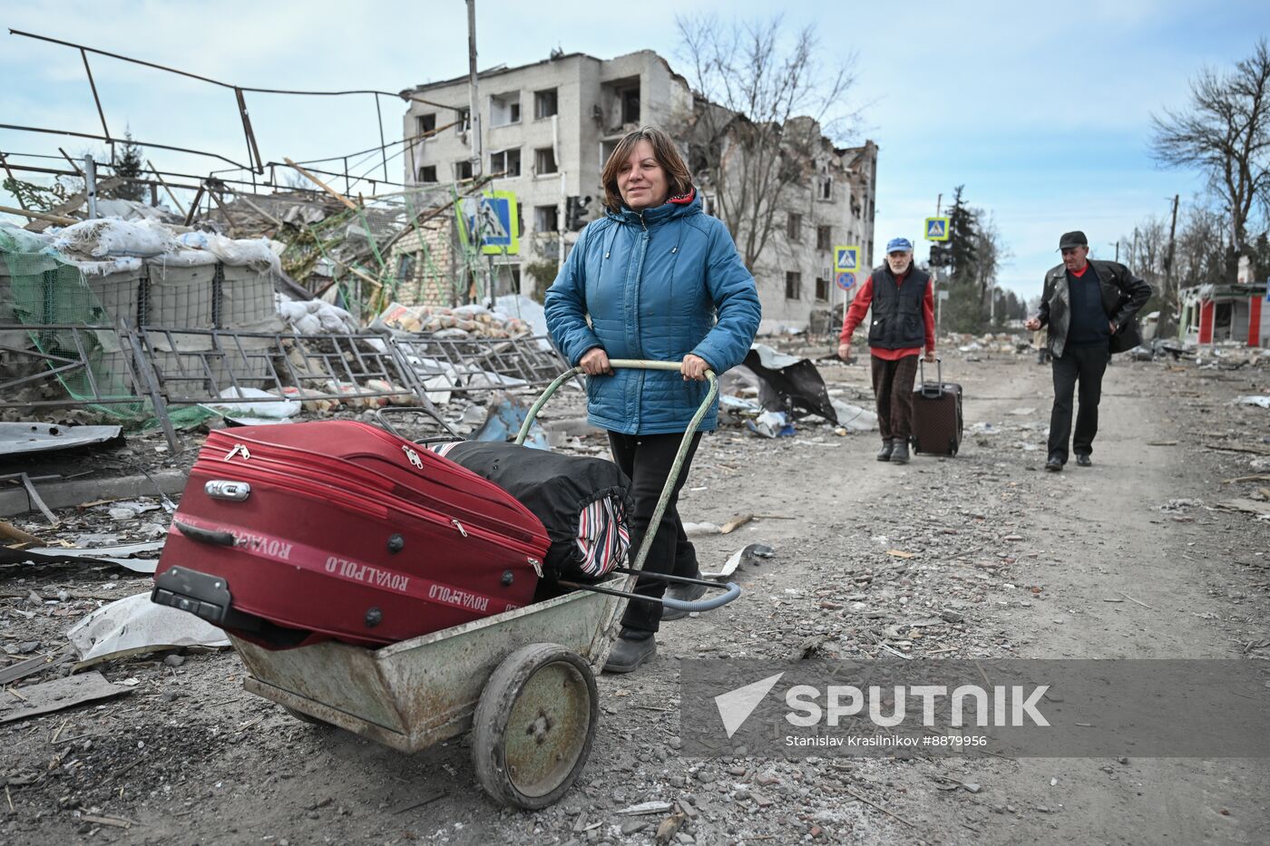 Russia Ukraine Kursk Attack Evacuees