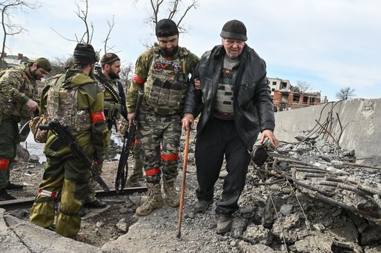 Russia Ukraine Kursk Attack Evacuees