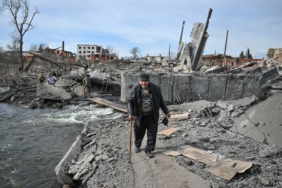 Russia Ukraine Kursk Attack Evacuees