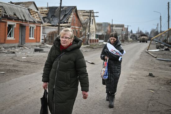 Russia Ukraine Kursk Attack Evacuees