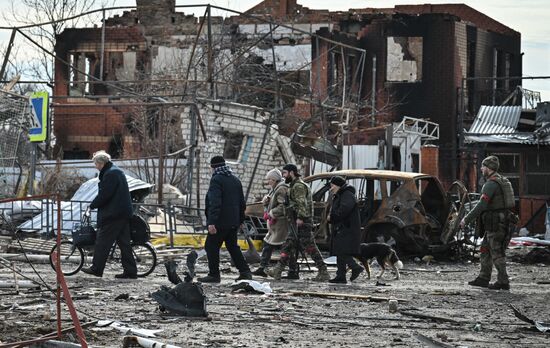 Russia Ukraine Kursk Attack Evacuees