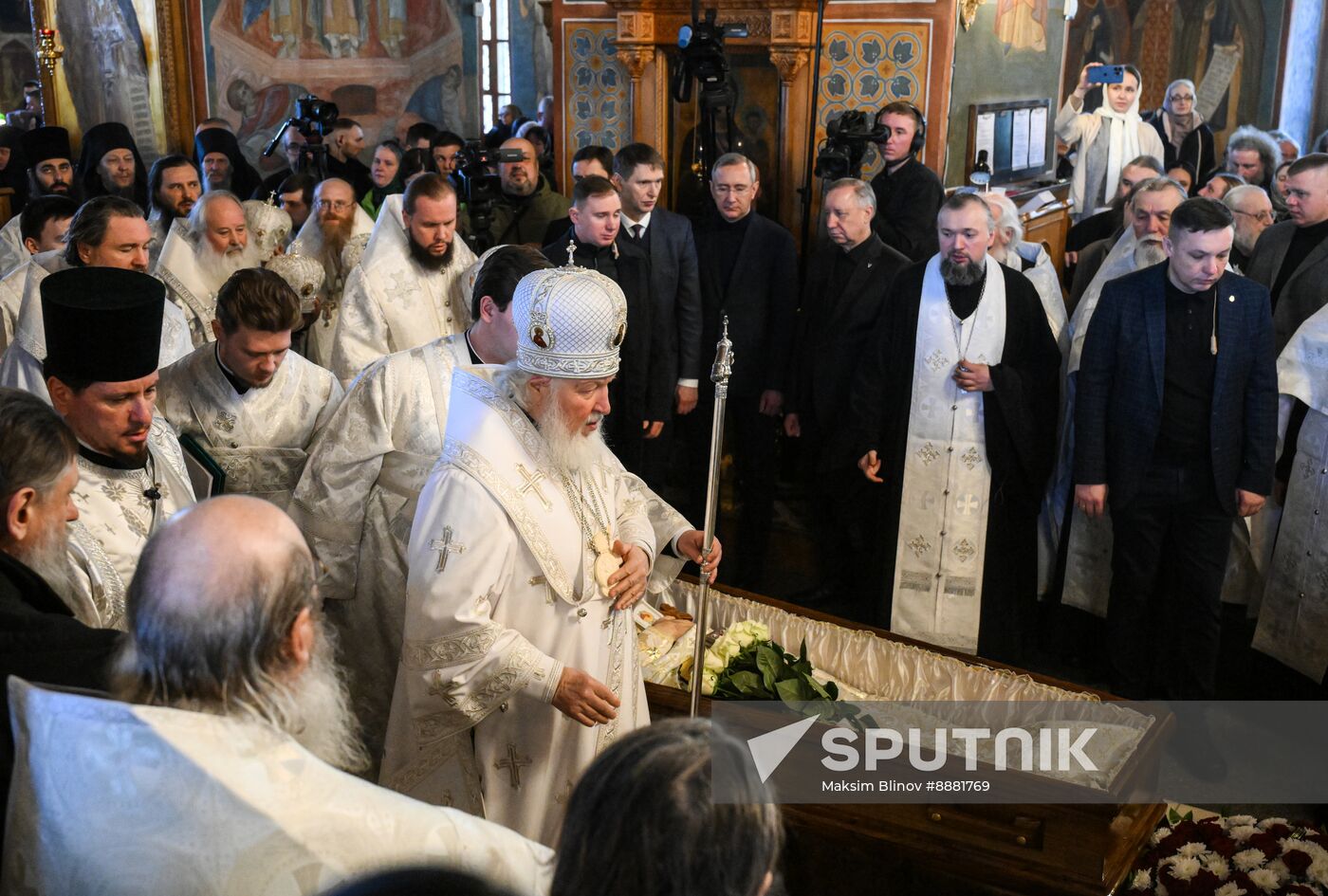 Russia Religion Patriarch Spiritual Father Death