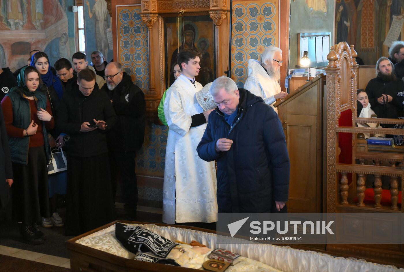 Russia Religion Patriarch Spiritual Father Death