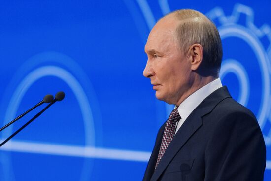 Russia Putin RSPP Congress