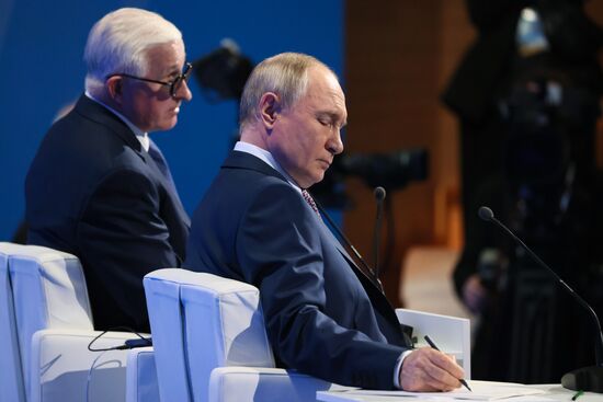 Russia Putin RSPP Congress