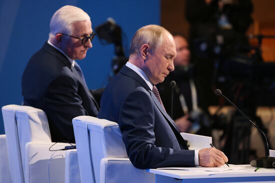 Russia Putin RSPP Congress