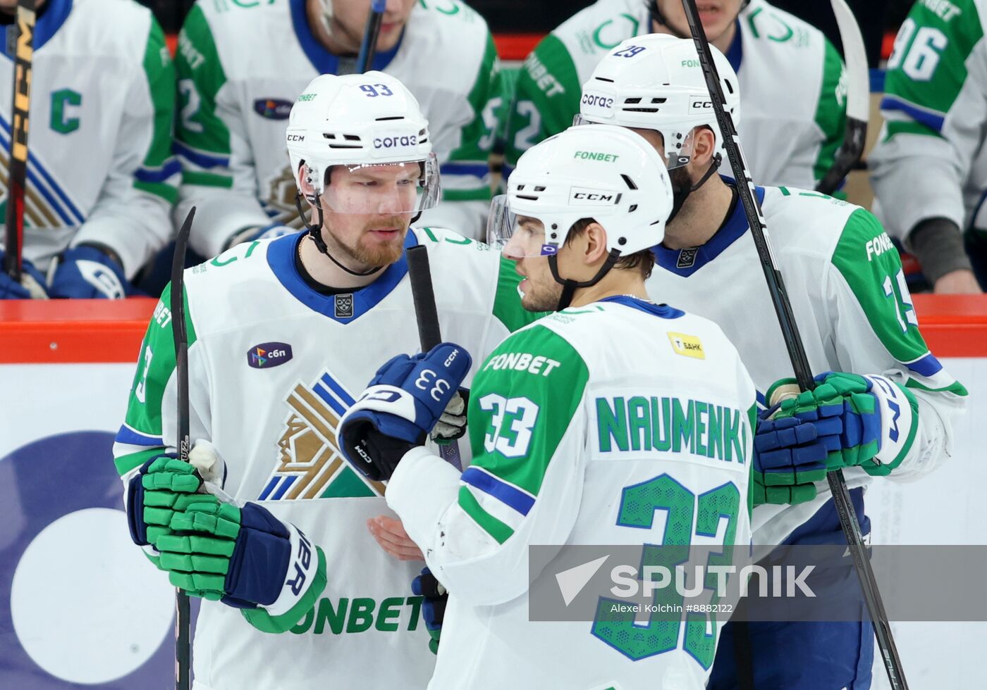 Russia Ice Hockey Kontinental League Avtomobilist  — Salavat Uylaev