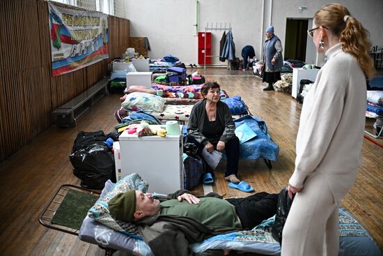 Russia Ukraine Kursk Attack Evacuees