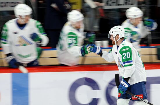 Russia Ice Hockey Kontinental League Avtomobilist  — Salavat Uylaev