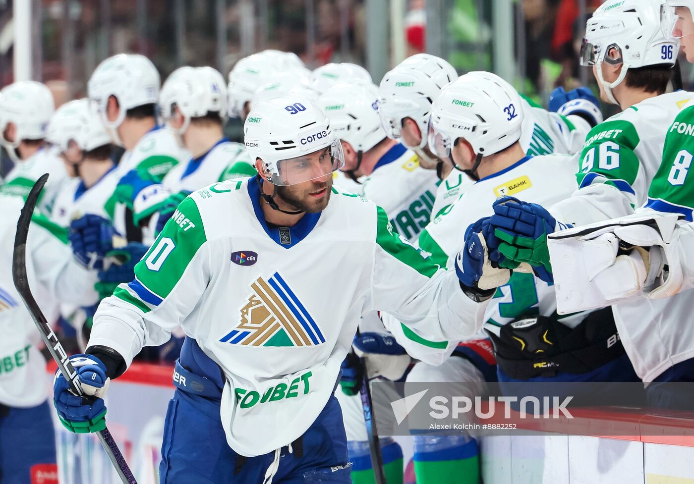 Russia Ice Hockey Kontinental League Avtomobilist  — Salavat Uylaev