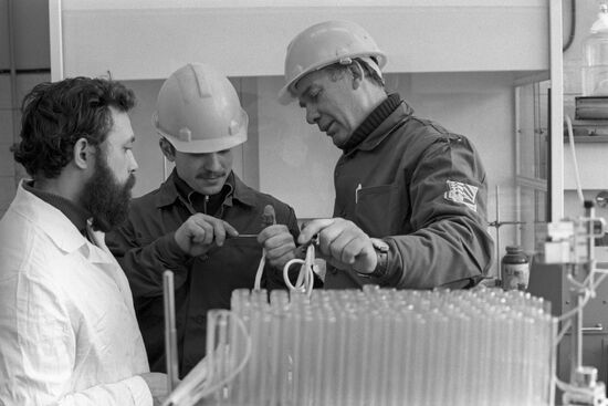 Teacher and mentor Viktor Safronov