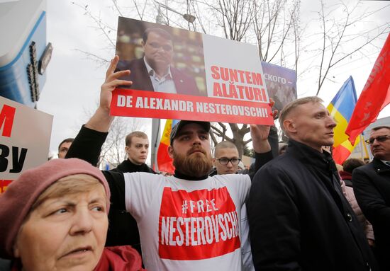 Moldova Opposition Politician Court Rally