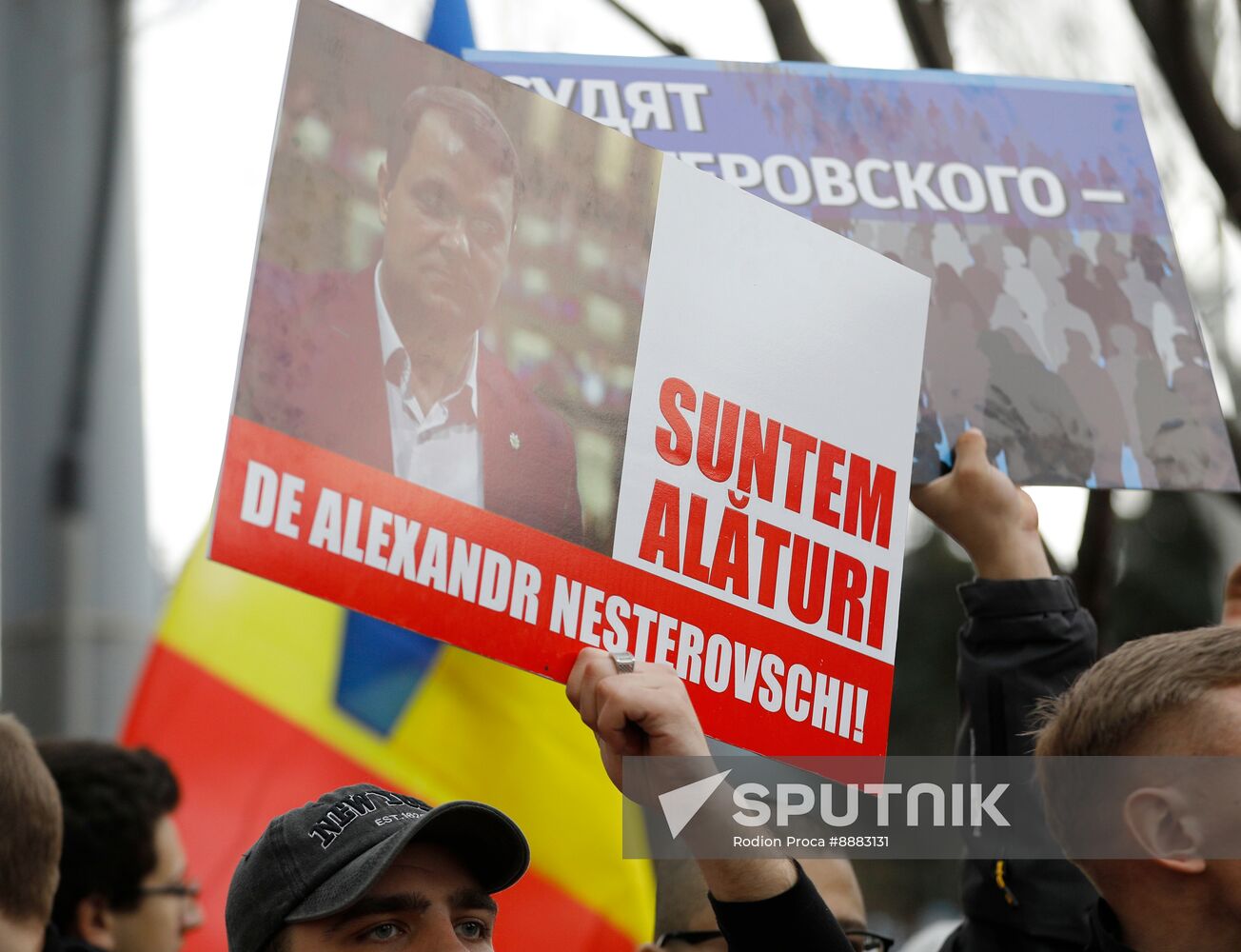Moldova Opposition Politician Court Rally