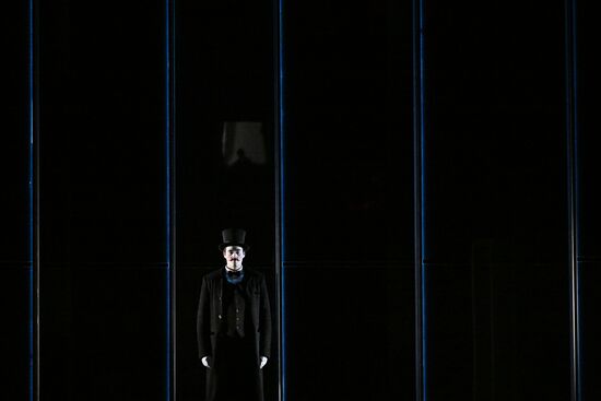 Russia Theatre Marriage