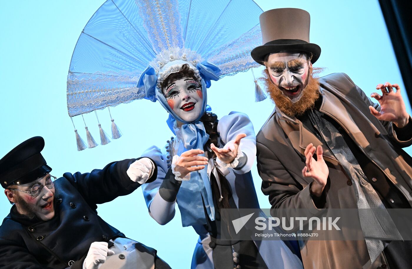 Russia Theatre Marriage