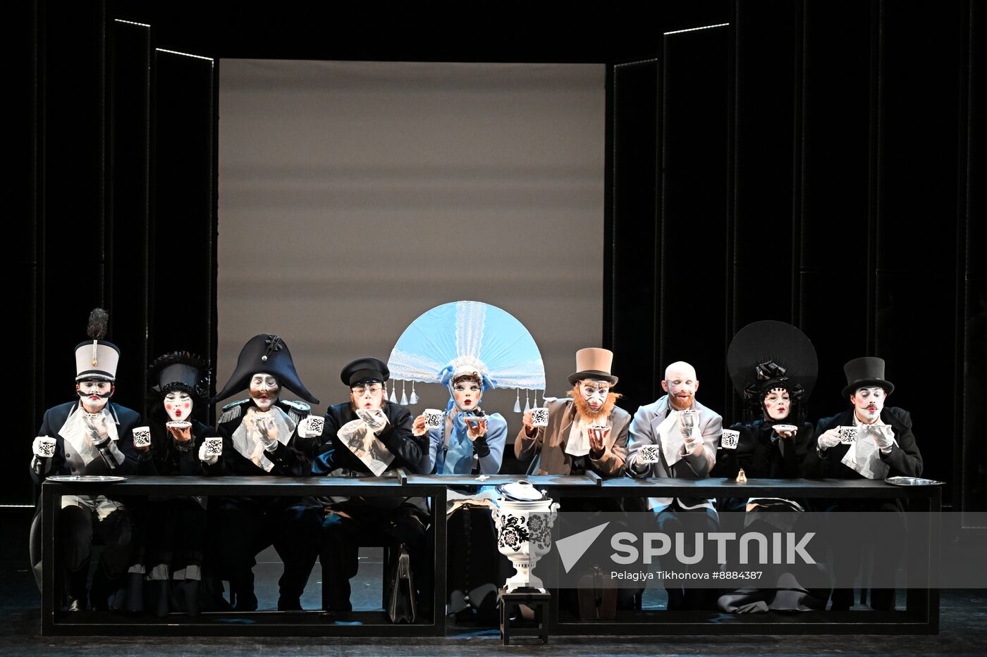 Russia Theatre Marriage