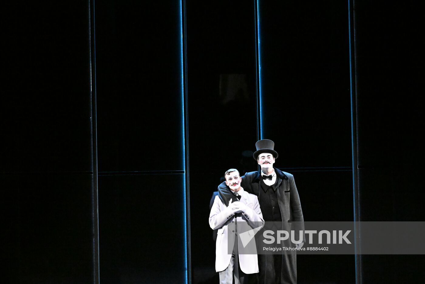Russia Theatre Marriage