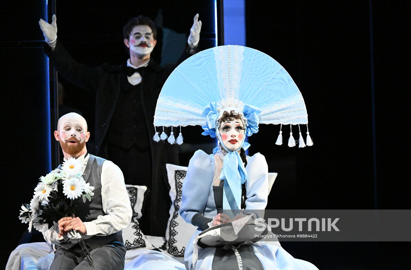 Russia Theatre Marriage