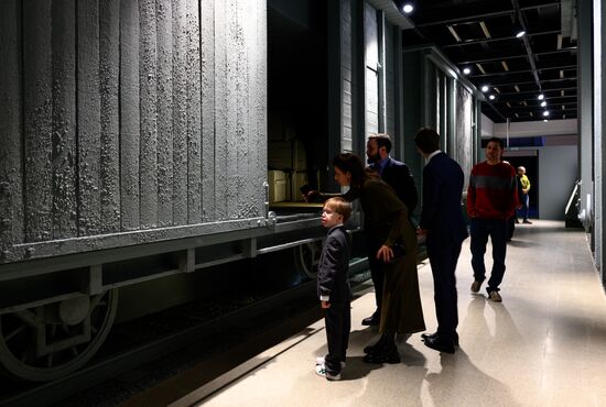 Russia WWII Home Front Exhibition