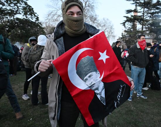 Turkey Opposition Arrest Protests