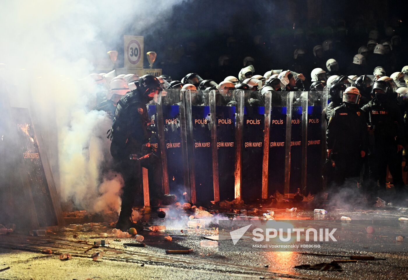 Turkey Opposition Arrest Protests
