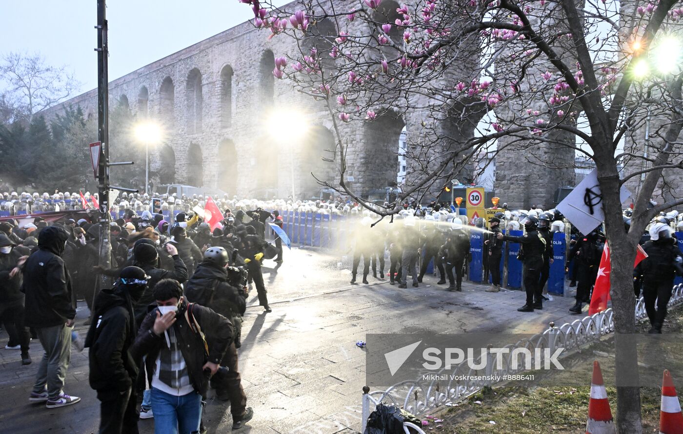 Turkey Opposition Arrest Protests
