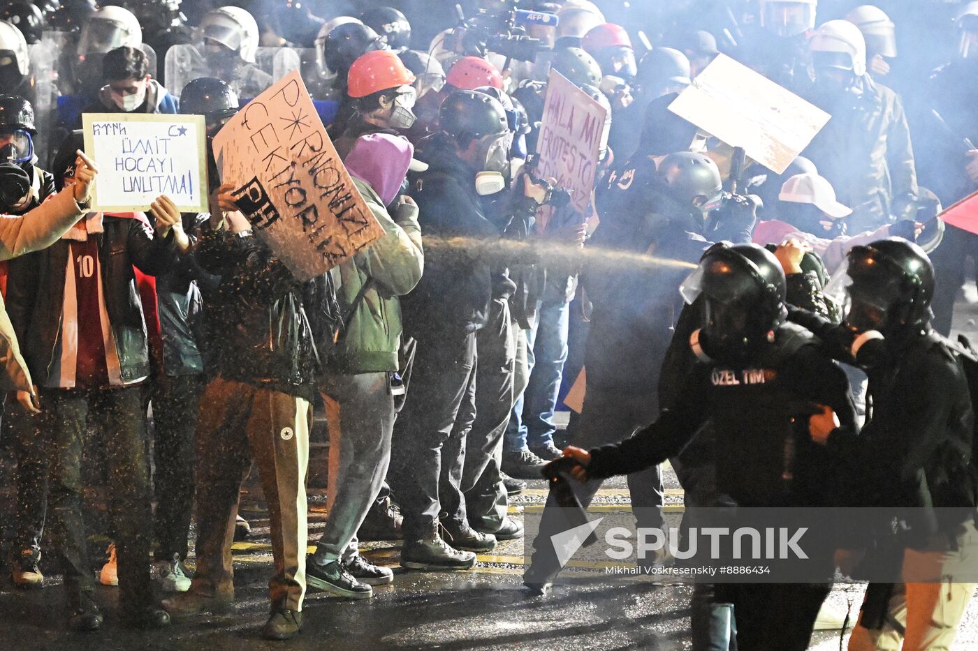 Turkey Opposition Arrest Protests