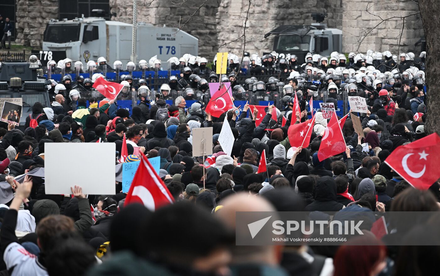 Turkey Opposition Arrest Protests