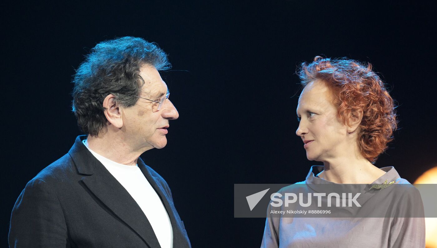 Russia Theatre Live Memorias