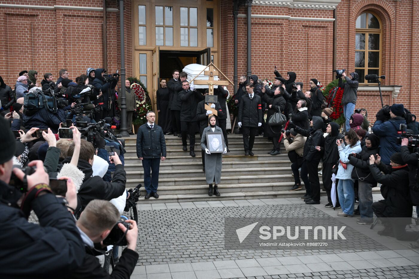 Russia Actress Golubkina Death