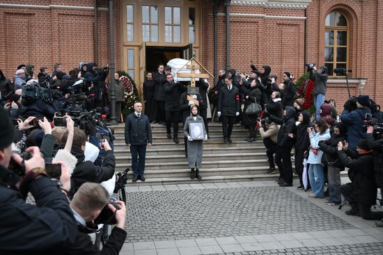 Russia Actress Golubkina Death