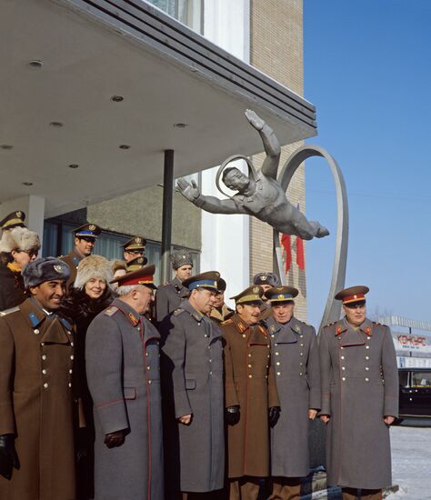 Raul Castro visits USSR